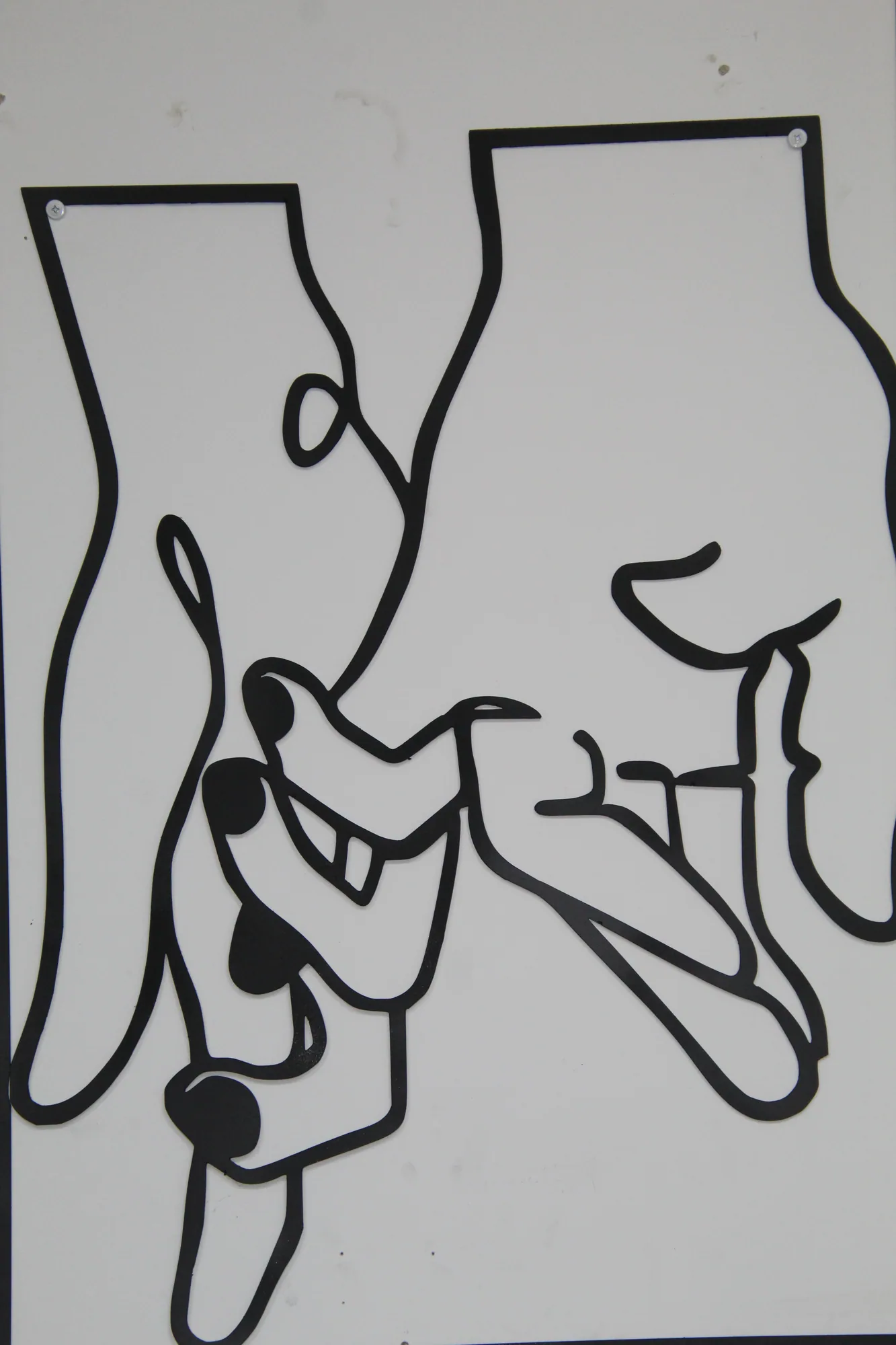 Dual Hands Design – Precision Metal Art