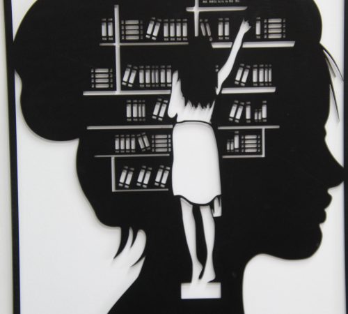 ספרייה שקטה – חיתוך לייזר ממתכת עם עומק ועידון